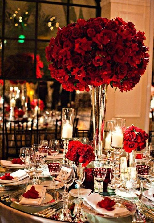 Romantyczny nastrój zapewnią czerwone bukiety kwiatów (źródło: pinterest)